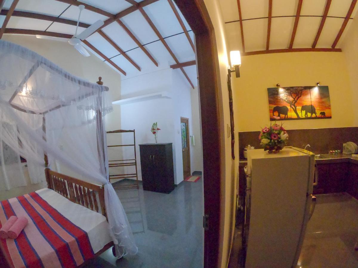 Villa Girilena Hikkaduwa Εξωτερικό φωτογραφία